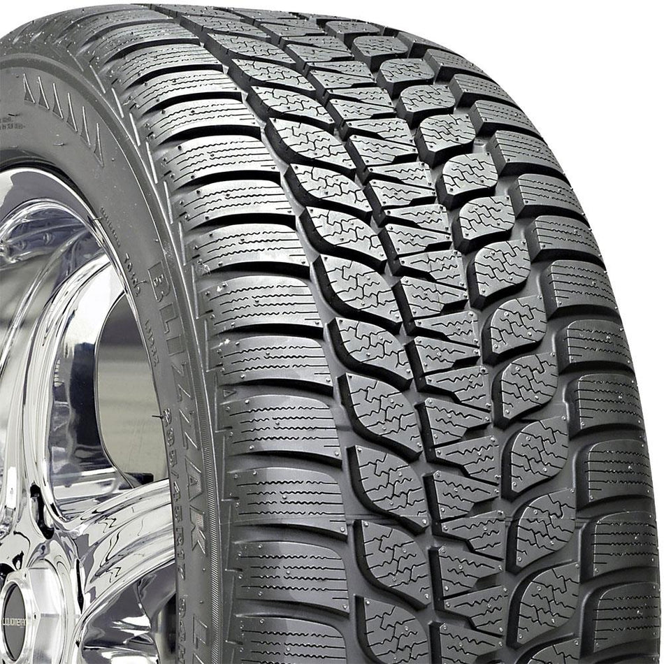 255/40R17 98V Bridgestone BLIZZAK LM-25V XL Friktion